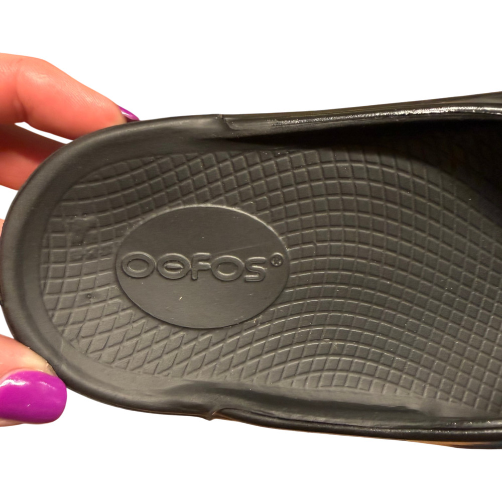 OOFOS OOlala Women's 7 Recovery Sandals Comfort Flip Flops Thong Recovery - Picture 13 of 13